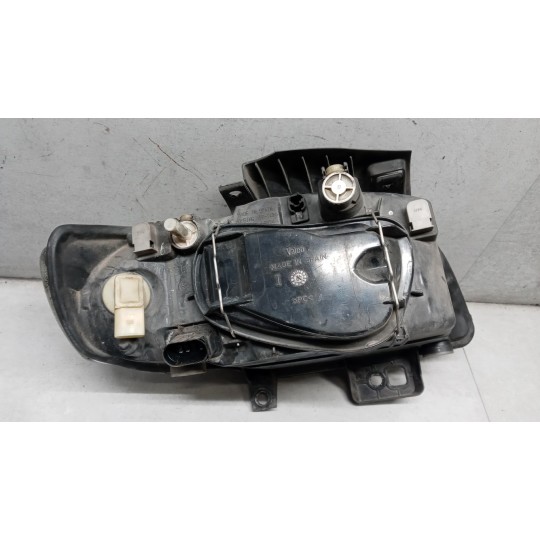 FARO ANTERIORE SINISTRO SEAT Cordoba 1999>2002 usato