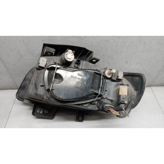 RIGHT HEADLIGHT SEAT Cordoba 1999>2002 used