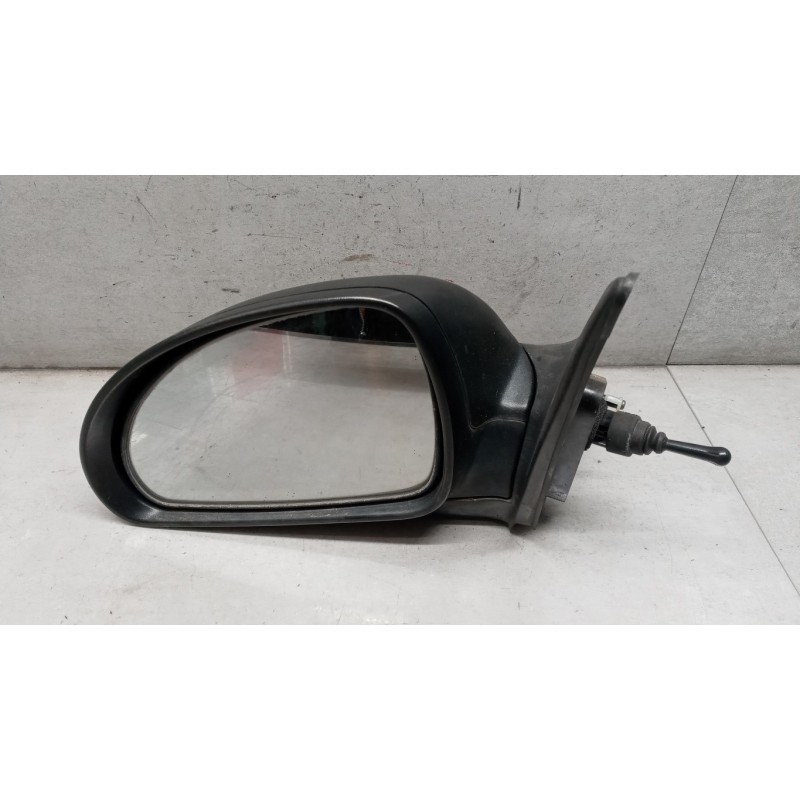 KIA RETROVISORE SINISTRO KIA Cee'd 2006>2012 usato