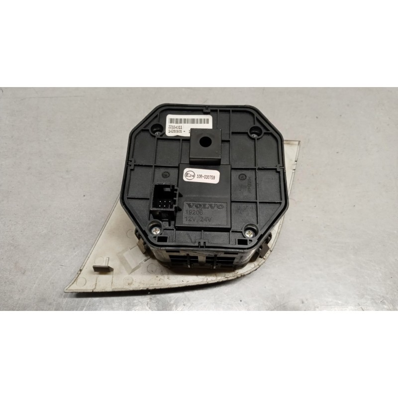 VOLVO truck BLOCK LOGHTS  VOLVO truck FH euro 6 used