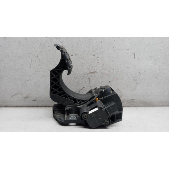 ELETRONIC THROTTLE PEDAL  VOLVO truck FH euro 6 used