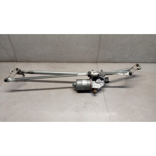 windshield wiper motor RENAULT van Master 2014>2019 used