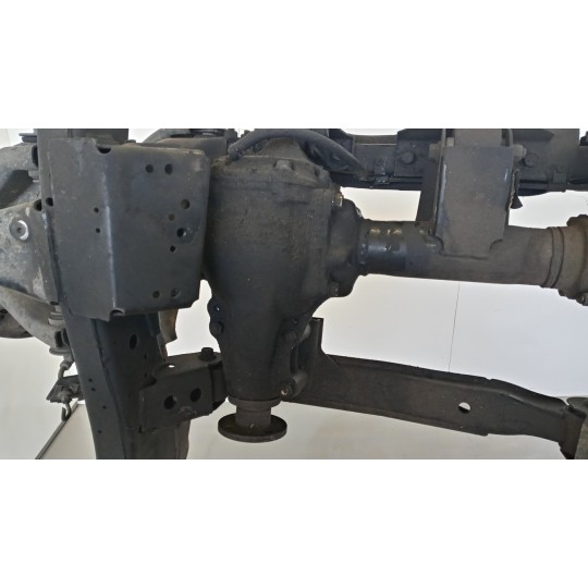 SEMIASSE ANTERIORE SINISTRO NISSAN King Cab 1988>1998 usato