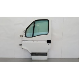 LEFT FRONT DOOR RENAULT van...