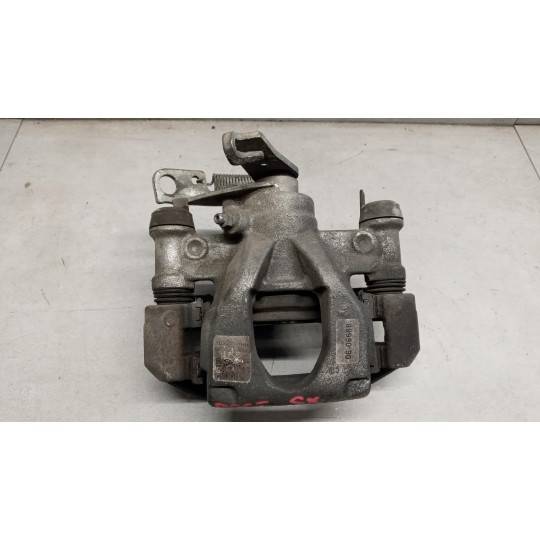 PINZA POSTERIORE SINISTRA RENAULT van Master 2014>2019 usato