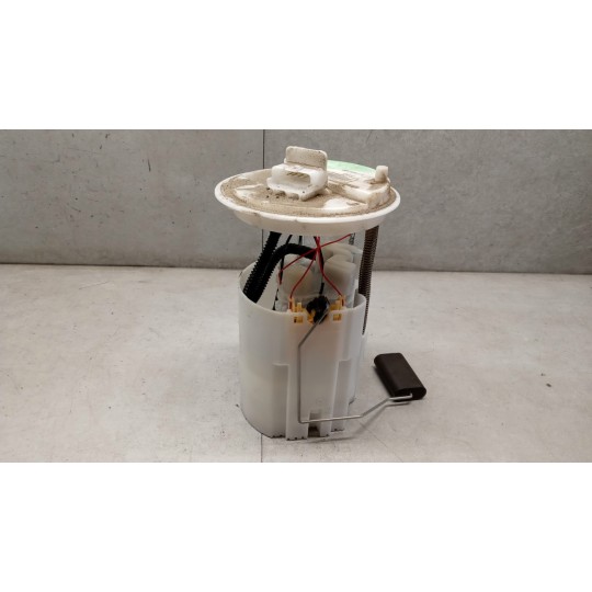 POMPA SERBATOIO OPEL Corsa E 2014>2019 usato