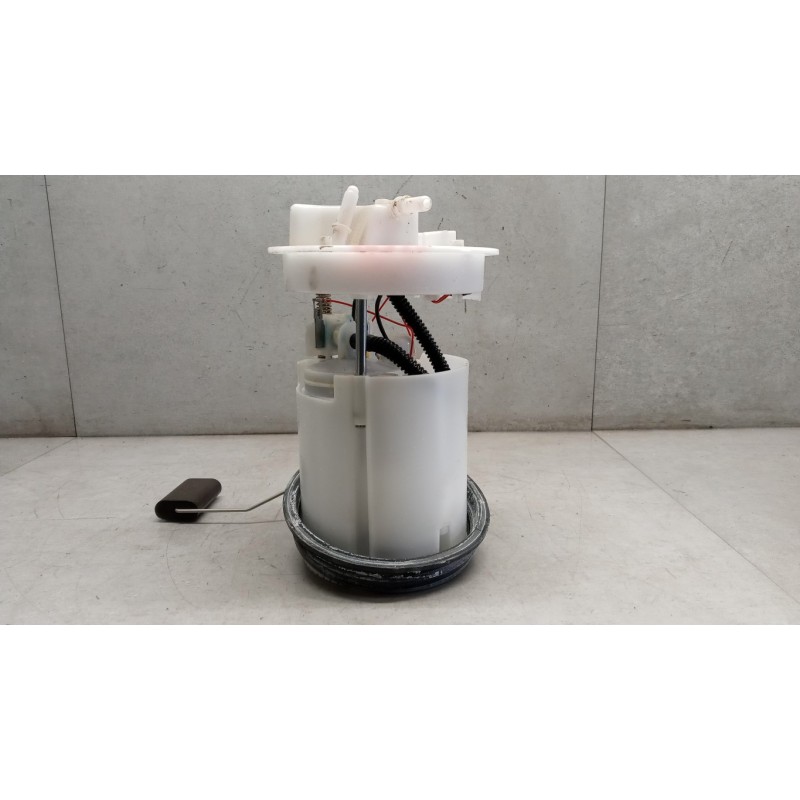 FORD POMPA SERBATOIO FORD Fiesta 2017> usato