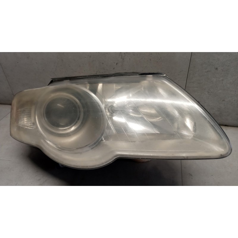 VOLKSWAGEN RIGHT HEADLIGHT VOLKSWAGEN Passat 2005>2010 used