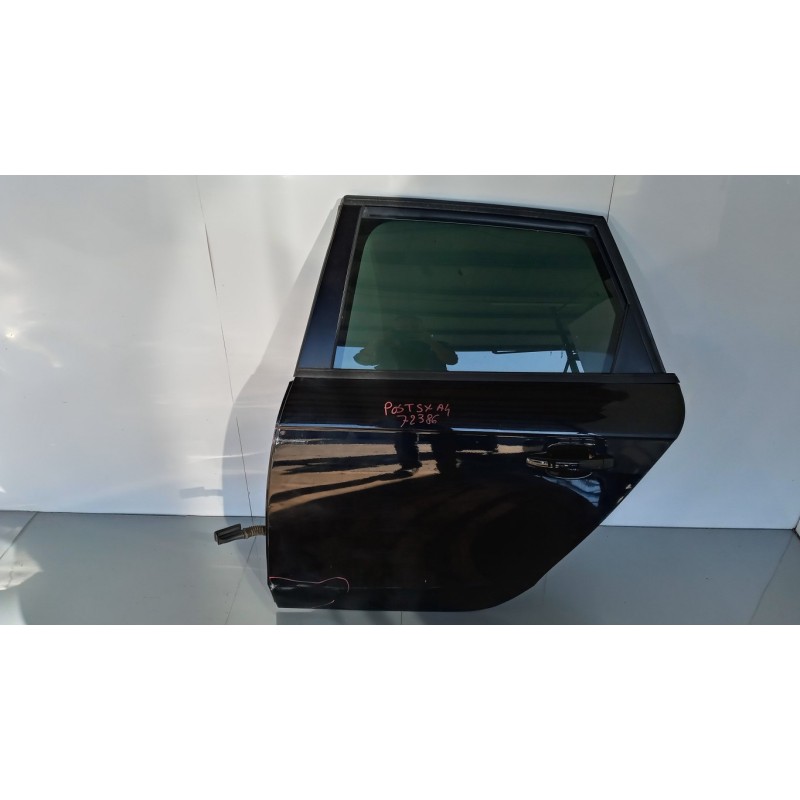 AUDI PORTA POSTERIORE SINISTRA AUDI A4 2011>2015 usato