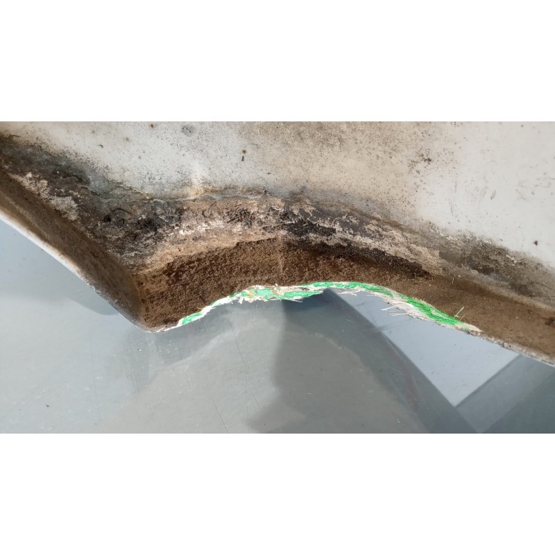 RENAULT truck LEFT FRONT MUDGUARD  RENAULT truck Premium 2005>2013 used