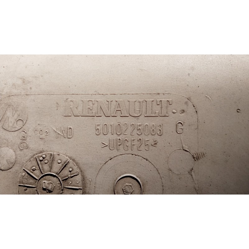 RENAULT truck PARAFANGO ANTERIORE SINISTRO RENAULT truck Premium 2005>2013 usato