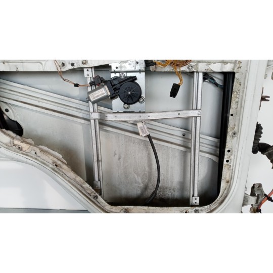 ALZA VETRI ANTERIORI SINISTRO RENAULT truck Premium 2005>2013 usato