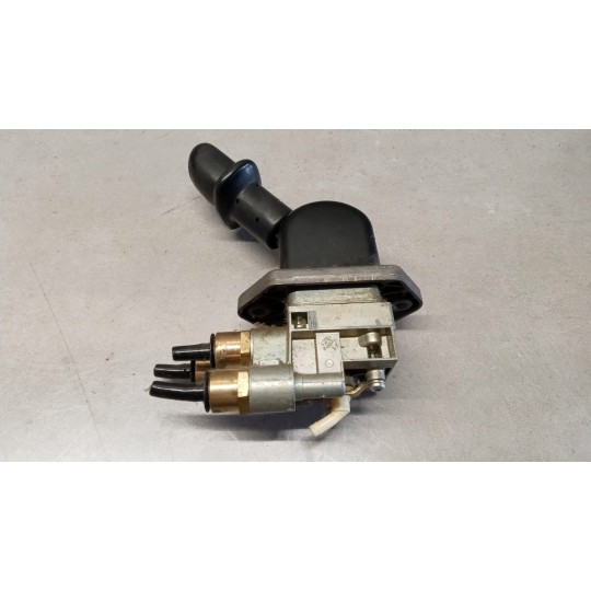 EMERGENCY LEVER  RENAULT truck Premium 2005>2013 used