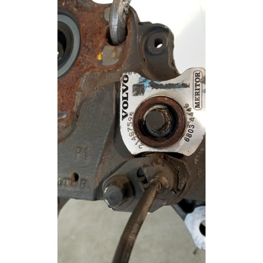 PINZA POSTERIORE SINISTRA VOLVO truck FH euro 6 usato