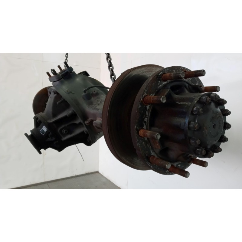 VOLVO truck ASSALE POSTERIORE VOLVO truck FH euro 6 usato