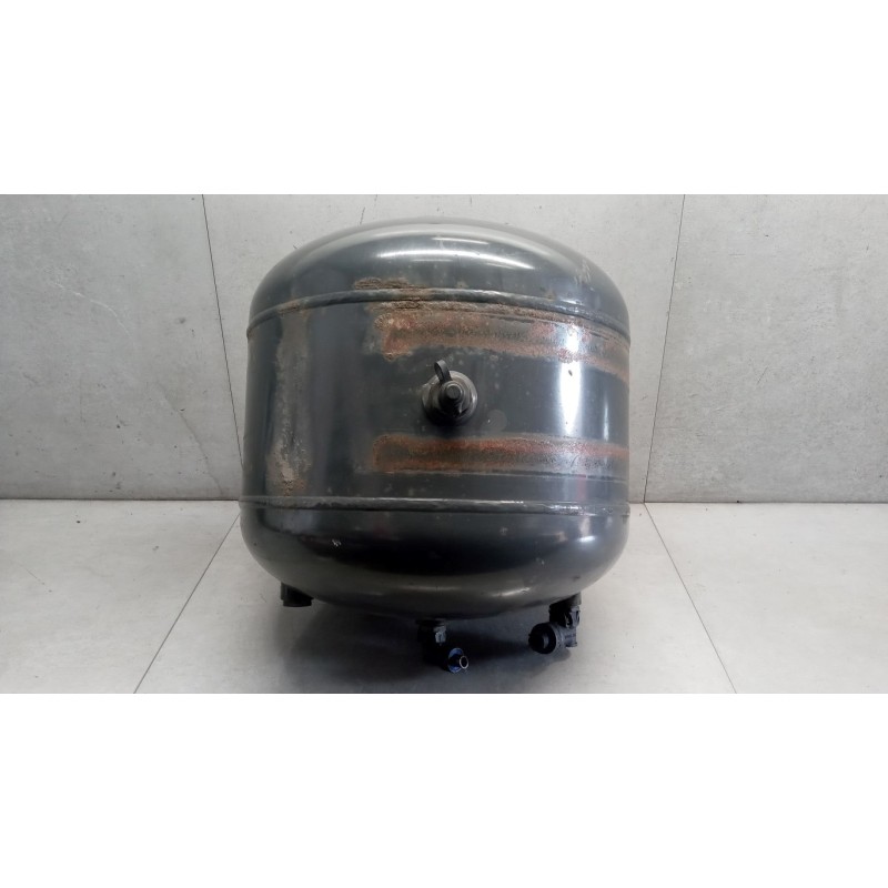 VOLVO truck SERBATOIO ARIA VOLVO truck FH euro 6 usato