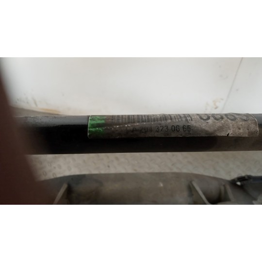 TELAIO ANTERIORE SOSPENSIONI MERCEDES-BENZ Classe C (W204) 2007>2011 usato