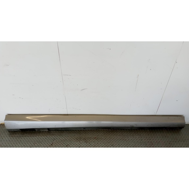 MERCEDES-BENZ MINIGONNA DESTRA MERCEDES-BENZ Classe C (W204) 2007>2011 usato