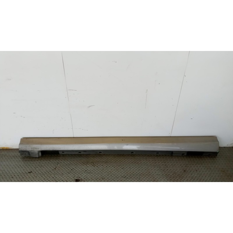 MERCEDES-BENZ MINISKIRT LEFT MERCEDES-BENZ Classe C (W204) 2007>2011 used