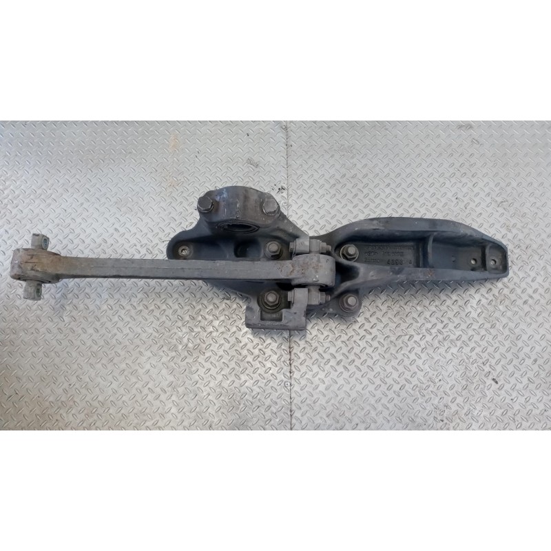 VOLVO truck SUPPORTO SOSPENSIONI VOLVO truck FH euro 6 usato