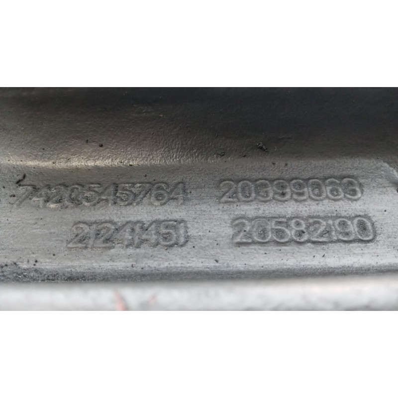 RENAULT truck ASSALE ANTERIORE RENAULT truck Premium 2005>2013 usato