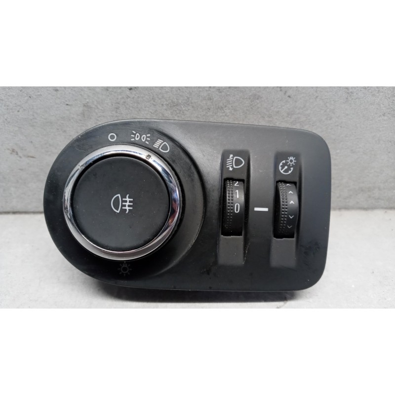 OPEL BLOCK LOGHTS  OPEL Corsa E 2014>2019 used