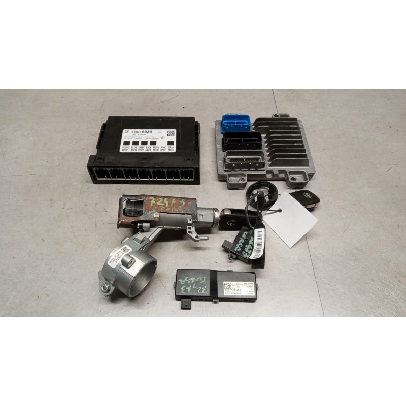 OPEL CENTRALINA MOTORE OPEL Corsa E 2014>2019 usato