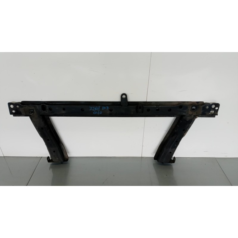 RENAULT TRAVERSA SUPPORTO RADIATORE RENAULT Clio 2009>2012 usato