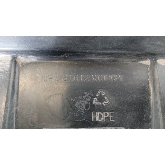 RIGHT FRONT MUDGUARD  MAN TGX euro 6 used