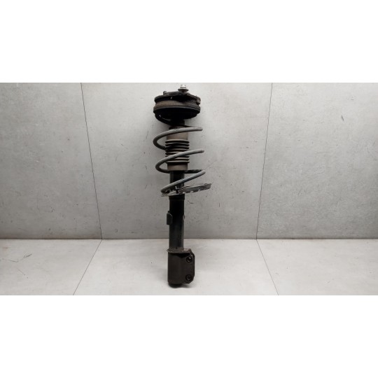 RIGHT FRONT SHOCK ASSORBER RENAULT Clio 2009>2012 used