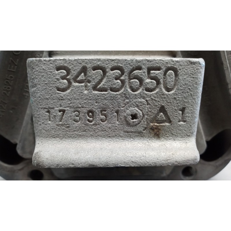 IVECO SUPPORTO MOTORE IVECO Stralis 2013> usato