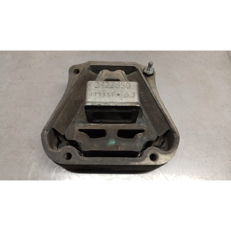 IVECO ENGINE SUPPORT IVECO Stralis 2013> used