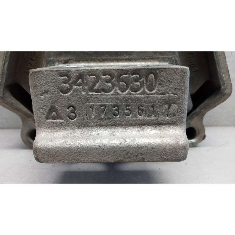 IVECO SUPPORTO MOTORE IVECO Stralis 2013> usato