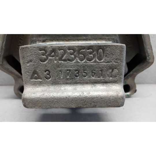 SUPPORTO MOTORE IVECO Stralis 2013> usato