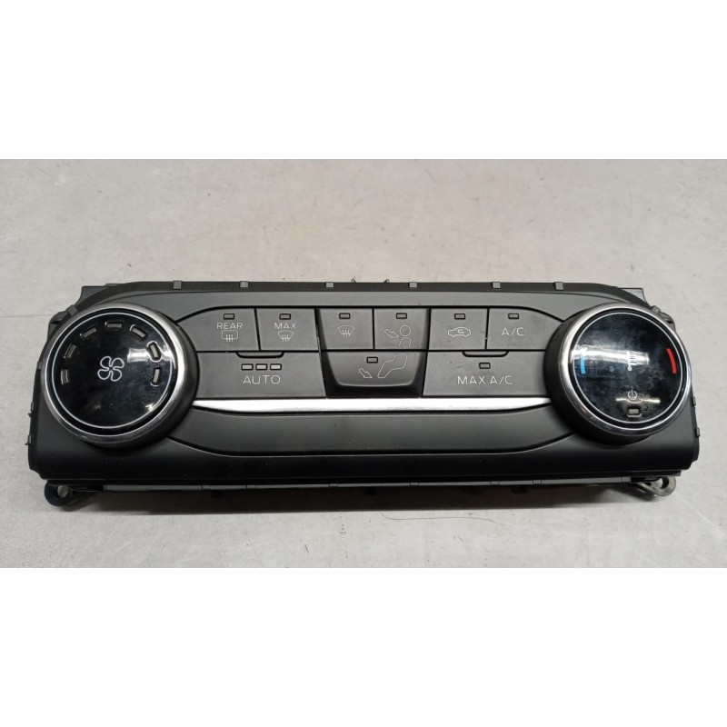 FORD AC CONTROL UNIT FORD Fiesta 2017> used