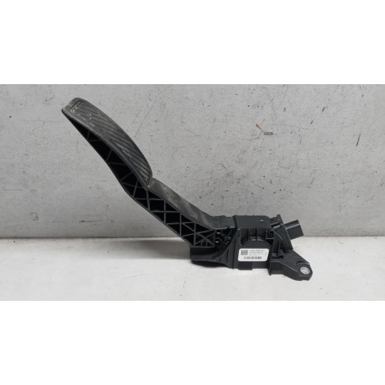 ELETRONIC THROTTLE PEDAL  FORD Fiesta 2017> used