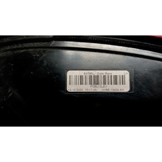 FARO POSTERIORE ESTERNO SINISTRO FORD Fiesta 2017> usato