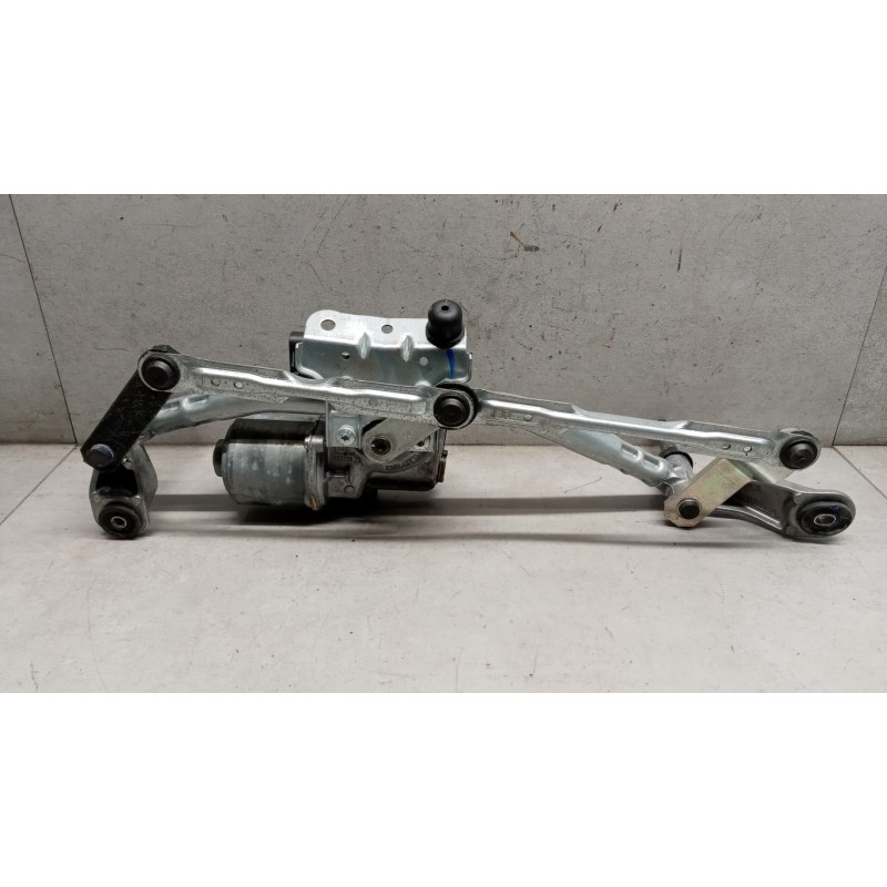 FORD windshield wiper motor FORD Fiesta 2017> used