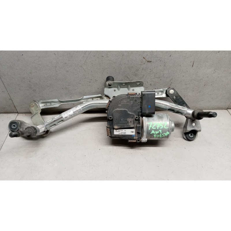 FORD windshield wiper motor FORD Fiesta 2017> used