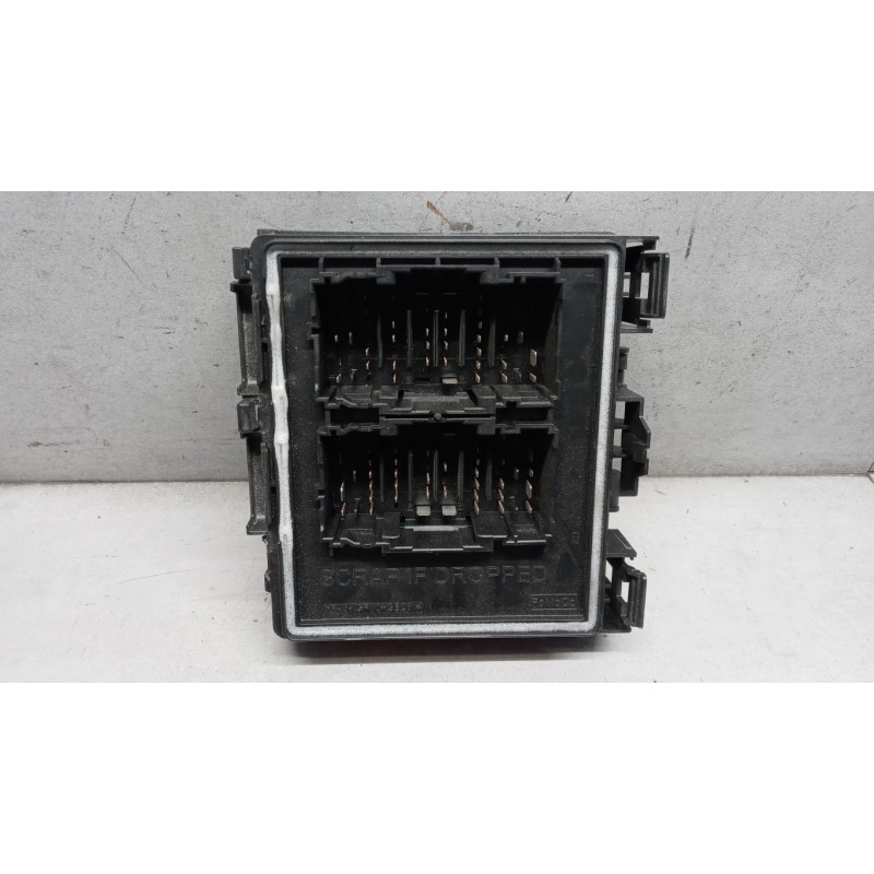 FORD FUSE BOX FORD Fiesta 2017> used