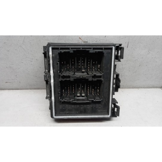 FUSE BOX FORD Fiesta 2017> used