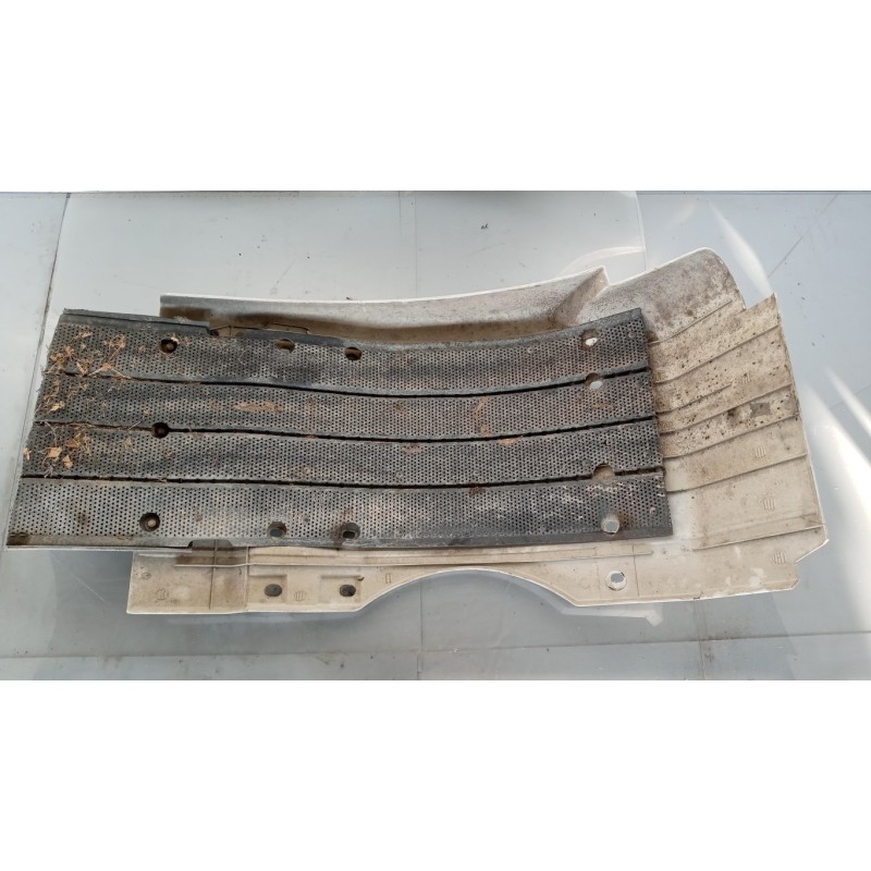 IVECO FRONT RIGHT REAR PART MUDGUARD IVECO Stralis 2013> used