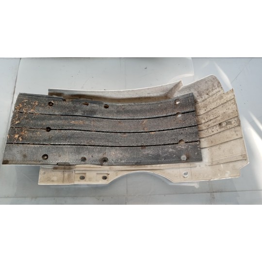 FRONT RIGHT REAR PART MUDGUARD IVECO Stralis 2013> used