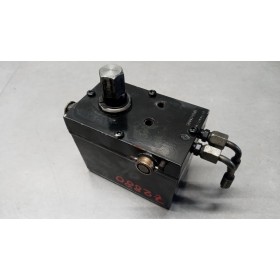 CAB LIFT PUMP  RENAULT...