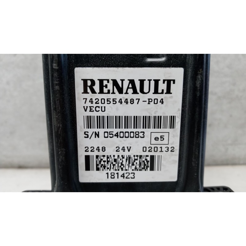 RENAULT truck CENTRALINE VARIE A RENAULT truck Premium 2005>2013 usato