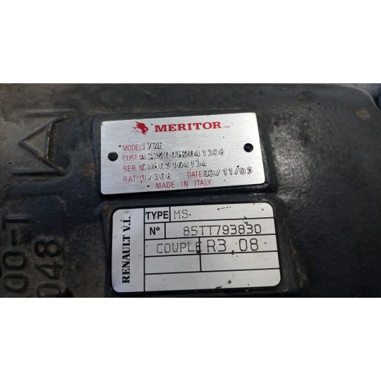 ASSALE POSTERIORE RENAULT truck Premium 2005>2013 usato