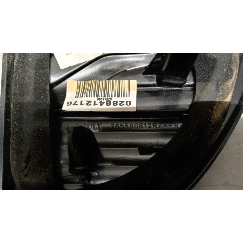 RENAULT FARO POSTERIORE INTERNO DESTRO RENAULT Captur 2013>2017 usato