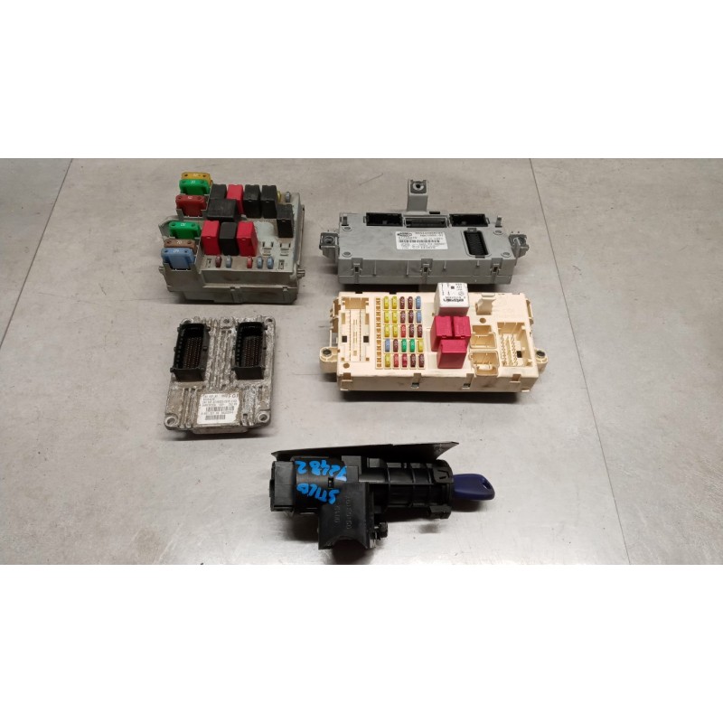 FIAT CENTRALINA MOTORE FIAT Stilo 2003>2010 usato