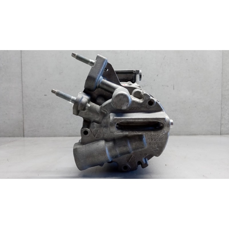 FORD COMPRESSORE ARIA CONDIZIONATA FORD Fiesta 2017> usato