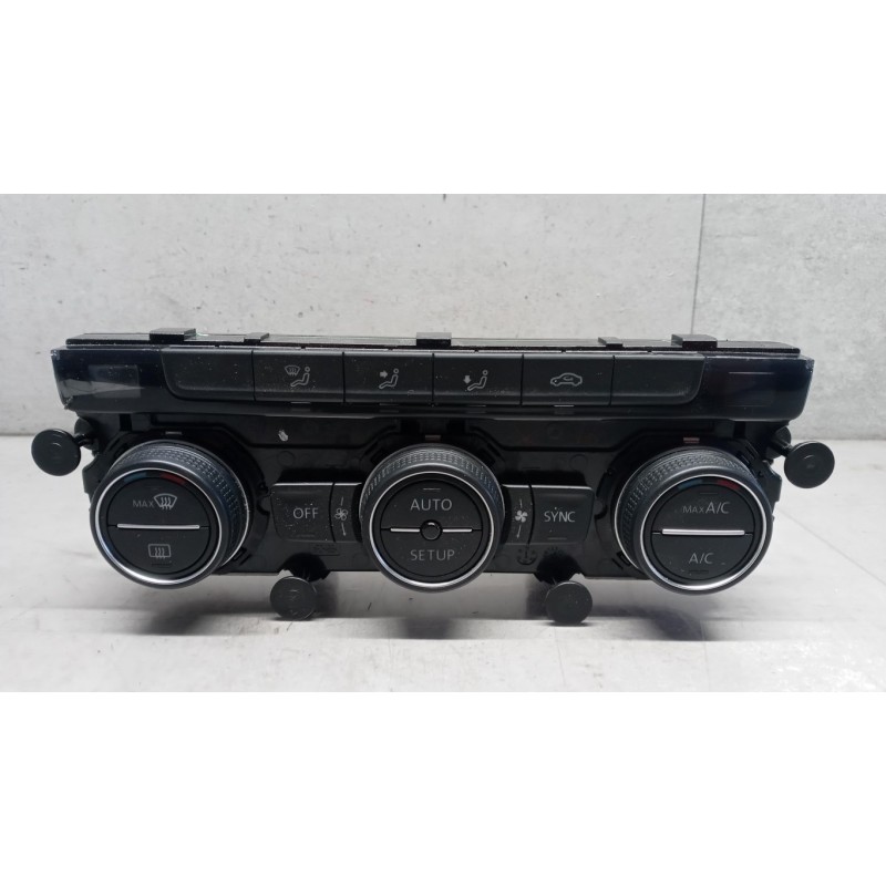 VOLKSWAGEN CENTRALINA CLIMATIZZATORE VOLKSWAGEN Golf 7 2012>2016 usato